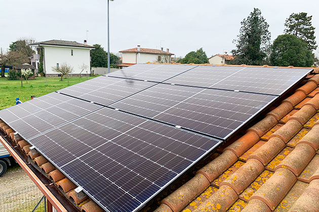 Impianto fotovoltaico civile